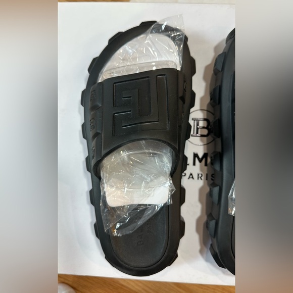 Brand New BALMAIN Ari Black Logo Rubber Slides 38-39 - Picture 9 of 12